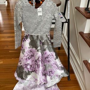 Dress for girls size 16.